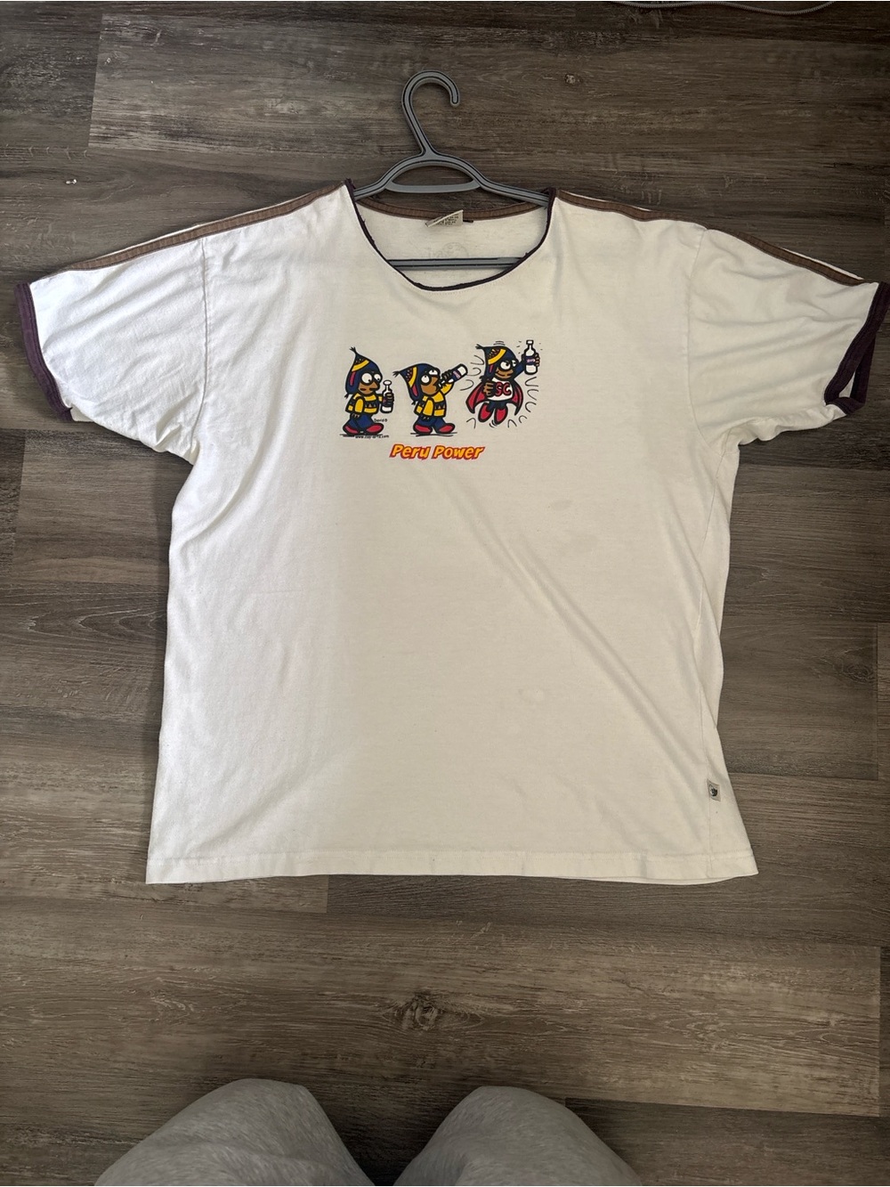Men's White Graphic T-Shirt with Peru power print
